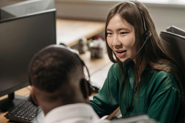 Call center agent handling customer calls using an inbound contact center solution